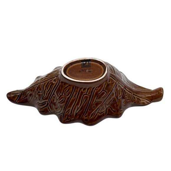 Over And Back Outfitters Stoneware Gravy Boat Glazed Brown White Leaf Ceramic - Picture 6 of 7